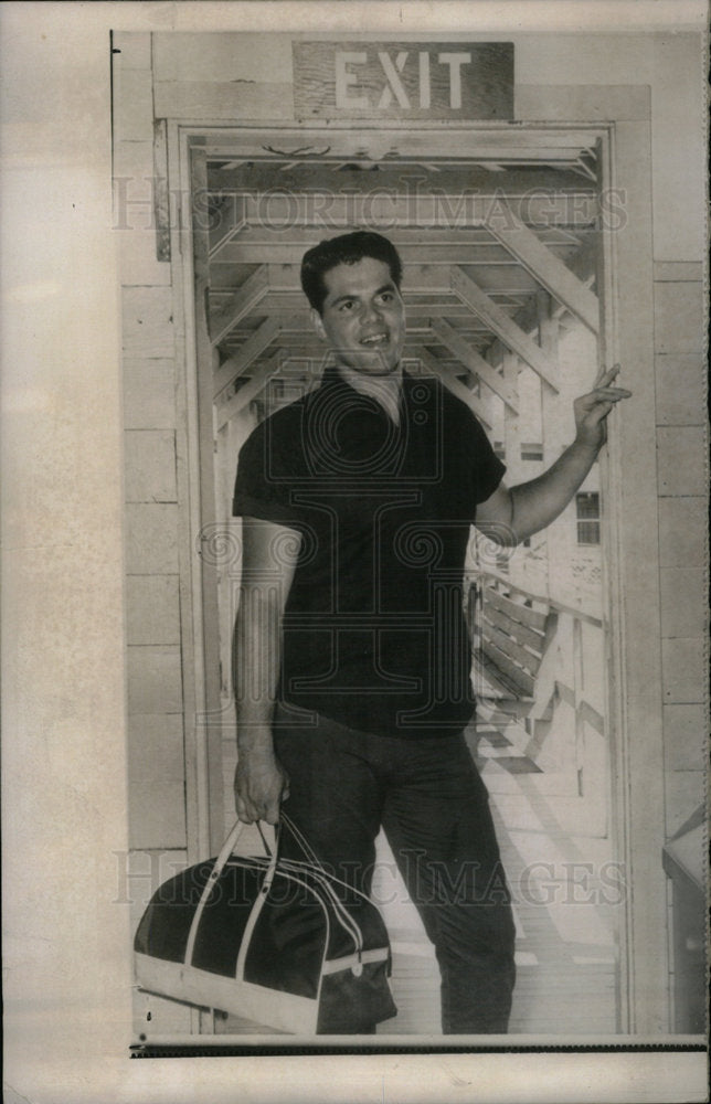 1963 Press Photo Jackson Mississippi Army Draft Married - Historic Images