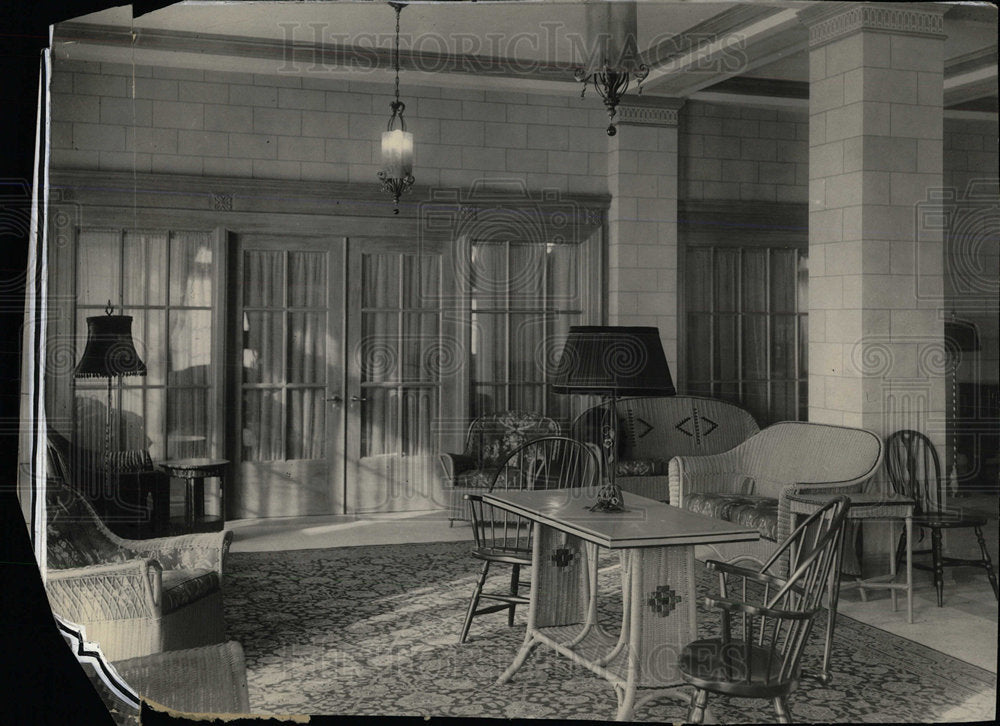 1925 Press Photo House interior furniture lamp placed - Historic Images