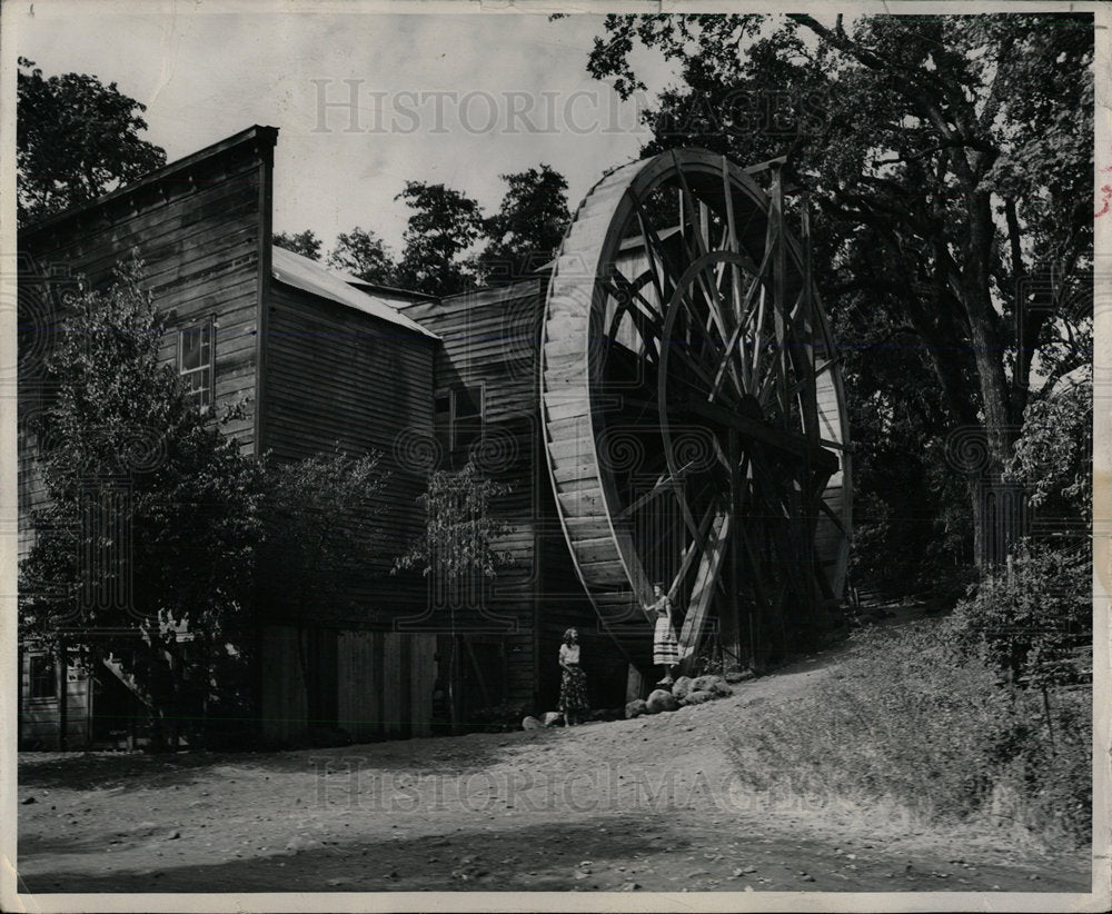 1953 Press Photo Redwood Empire Napa Bale Mill Helena - Historic Images