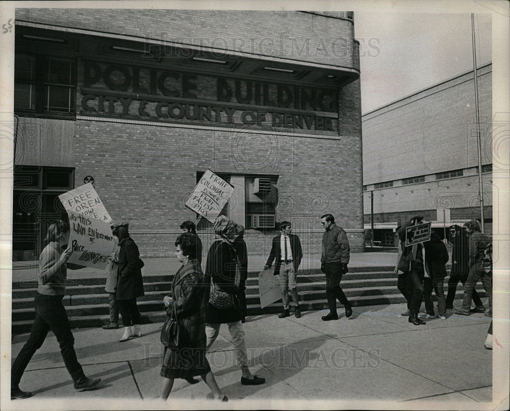 1968 Press Photo Demonstration protests strike police - Historic Images