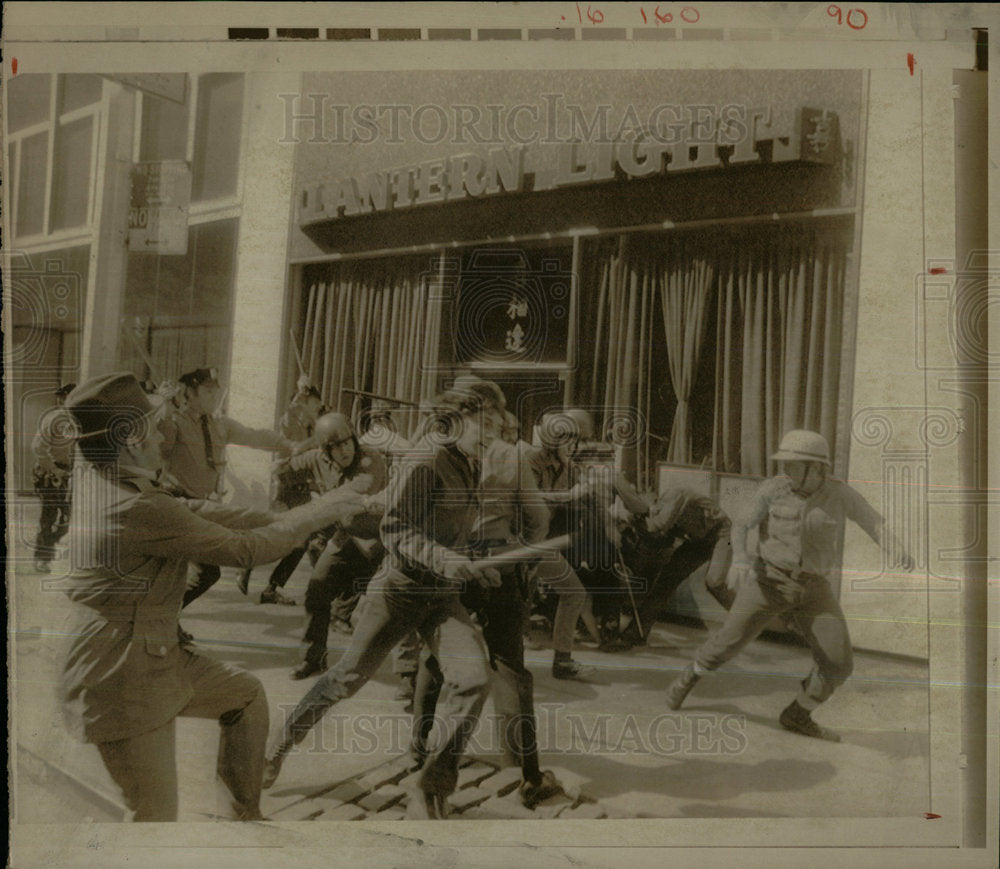 1973 Press Photo Riots Demonstrators Arab Jew New York - Historic Images