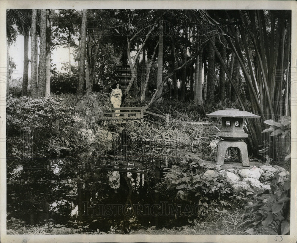 1949 Press Photo Beauty Japanse Gardens Ukimi - Historic Images