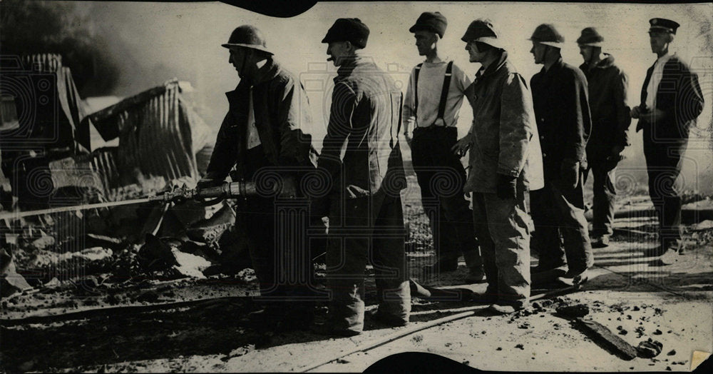 1931 Press Photo No Description to type - Historic Images