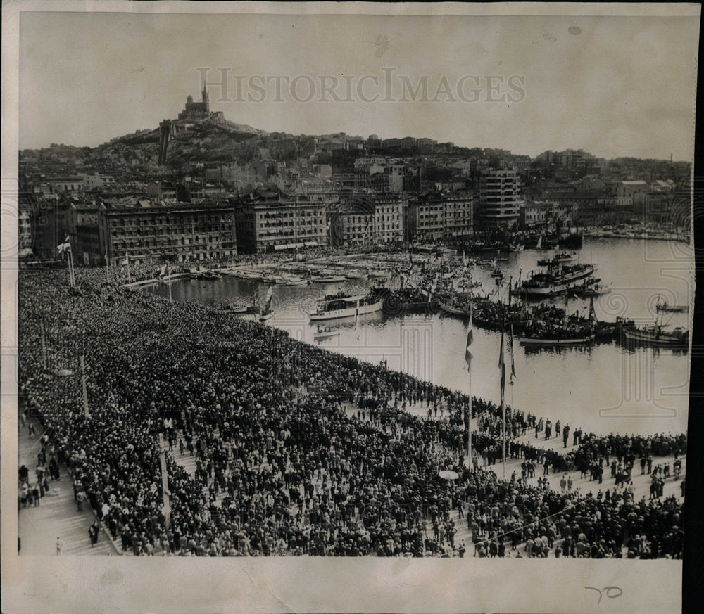 1948 Press Photo Charles DeGualle Marseilles Crowd - Historic Images