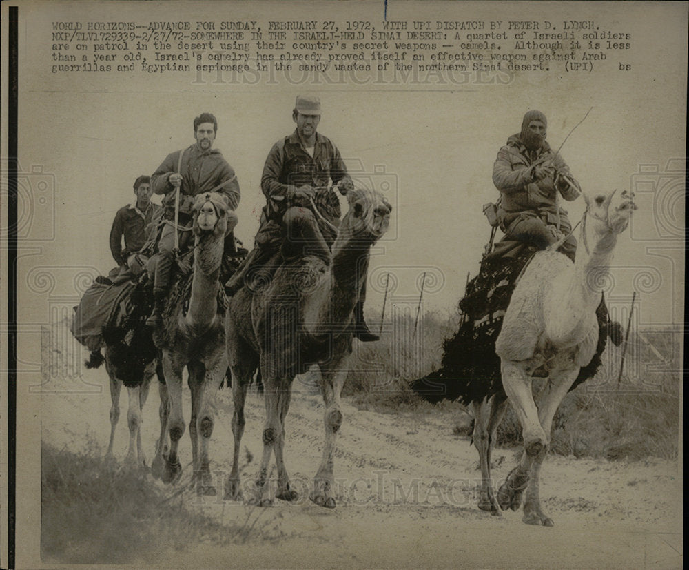 1972 Press Photo Quartet of Israeli Soldiers Patrol - Historic Images