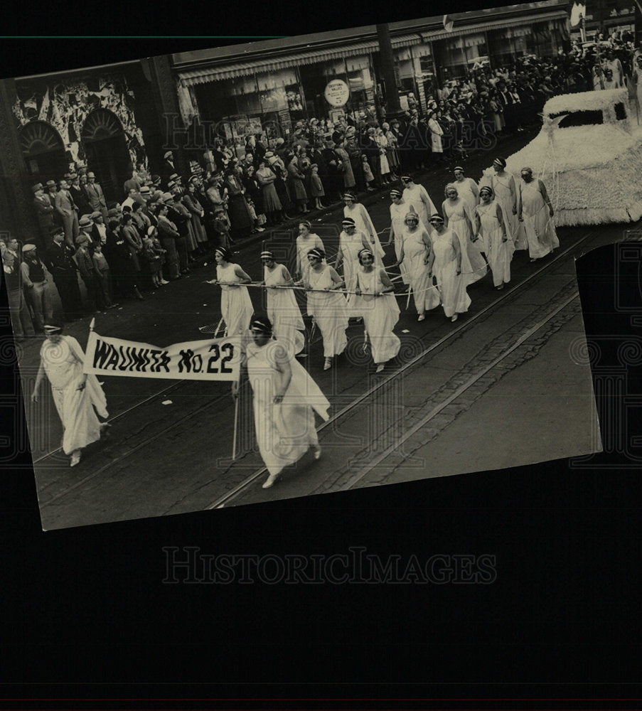 1932 Press Photo Independant Order Odd Fellows Parade - Historic Images