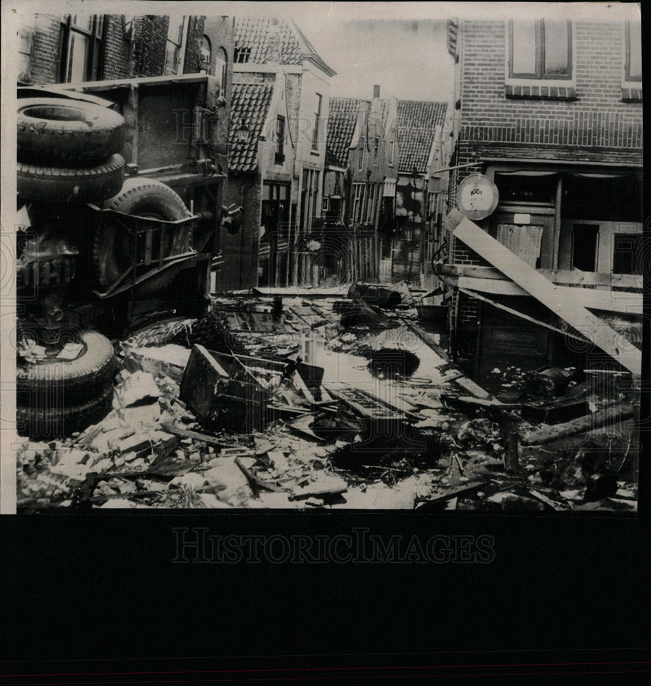 1953 Press Photo Dutch city Zierikszee Schouwen Debris - Historic Images