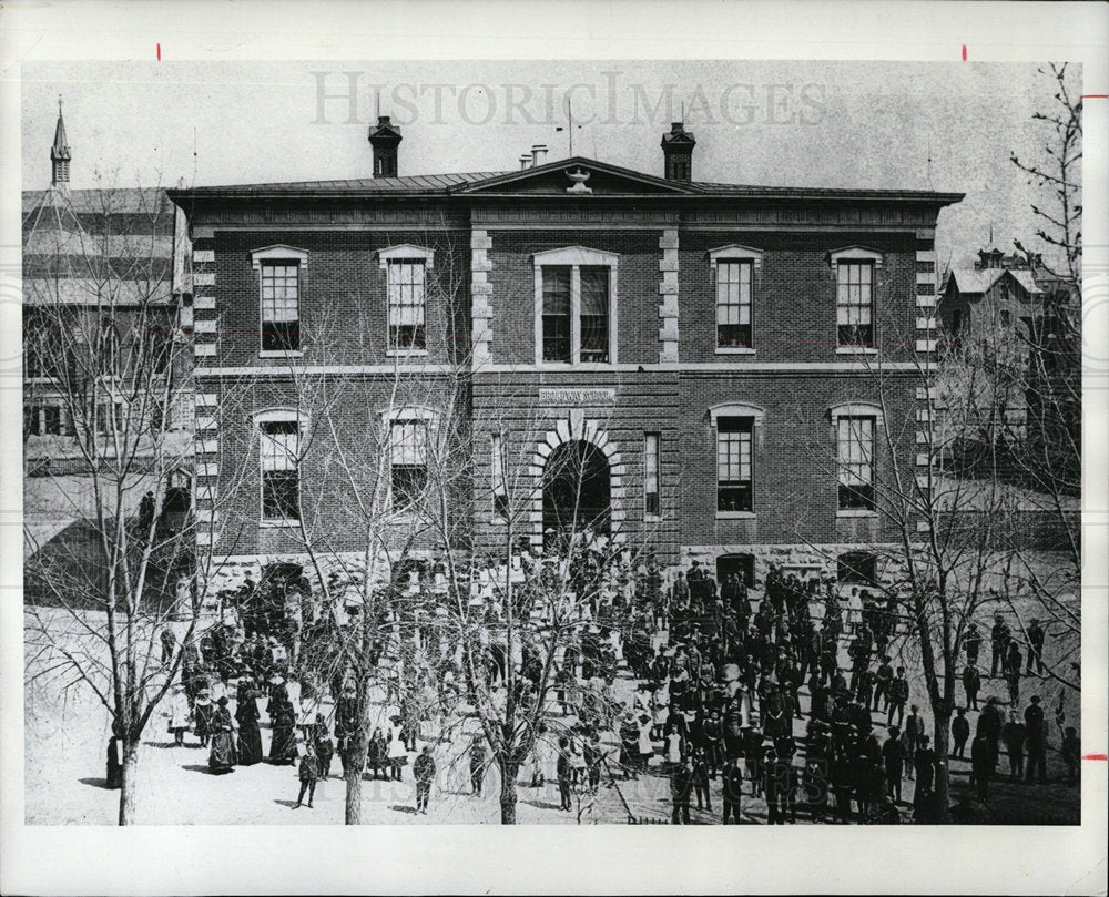 1979 Press Photo THE BROADWAY SCHOOL - Historic Images