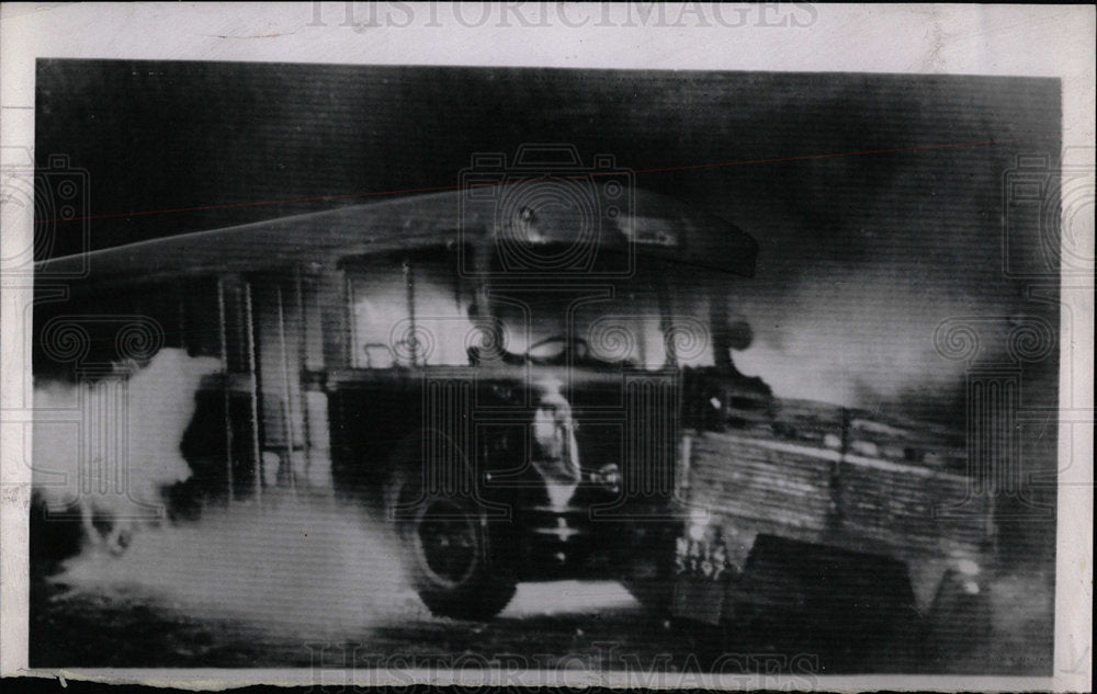 1961 Press Photo Bus Fire Stirke Transit Workers Italy - Historic Images