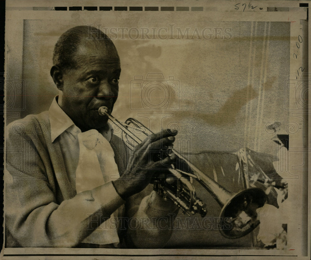 1971 Press Photo  Jazz Trumpeter Louis Armstrong - Historic Images