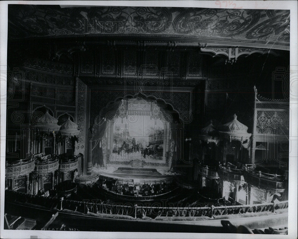 1974 Press Photo The Broadway Theatre - Historic Images