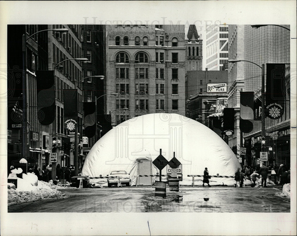 1979 Press Photo Milwaukee prepares for Winter Festival - Historic Images