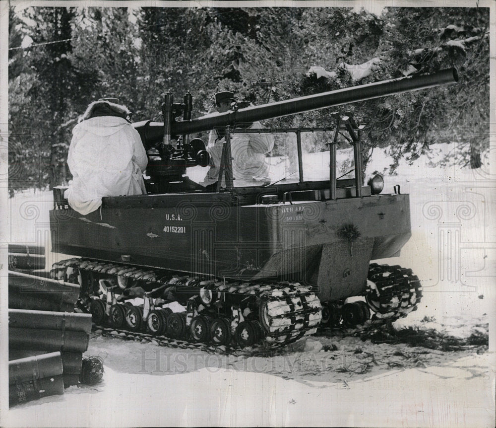 1954 Press Photo Mobile Artillery is Achieved - Historic Images