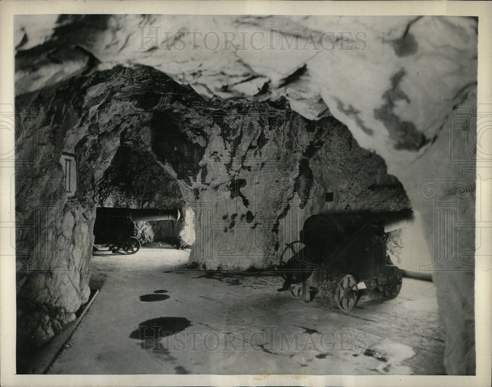 1934 Press Photo Ancient Gun Gallaries at Gibraltar - Historic Images