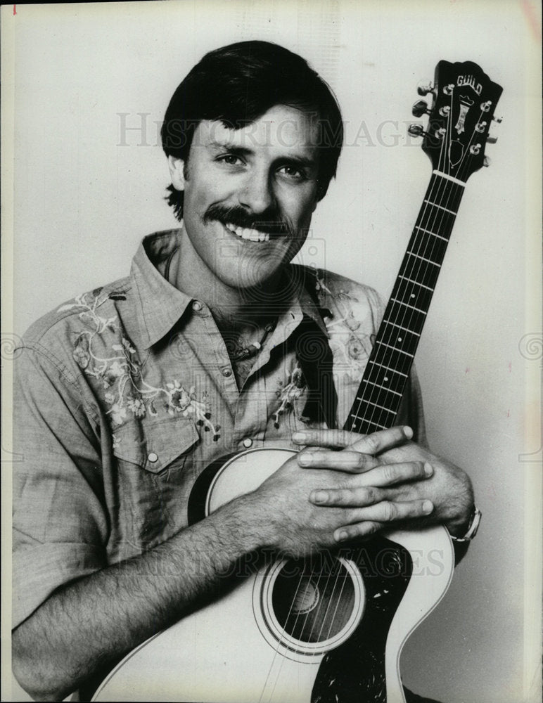 1982 Press Photo Musician Tom Chapin - Historic Images