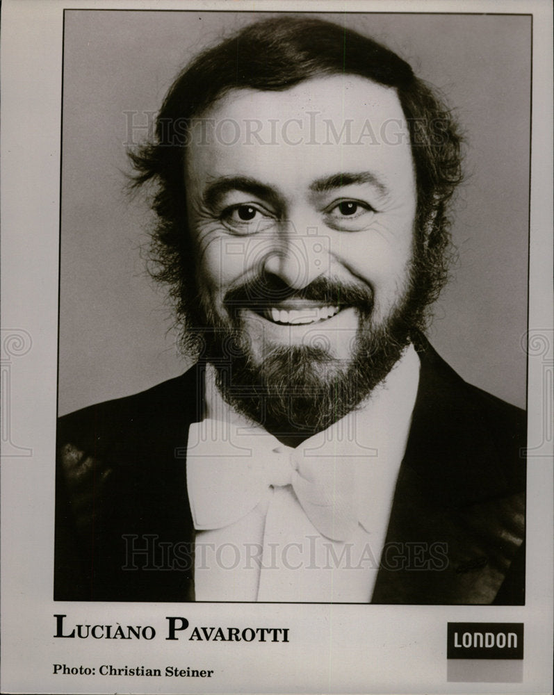 1992 Press Photo Luciano Pavarotti (Singer) - Historic Images