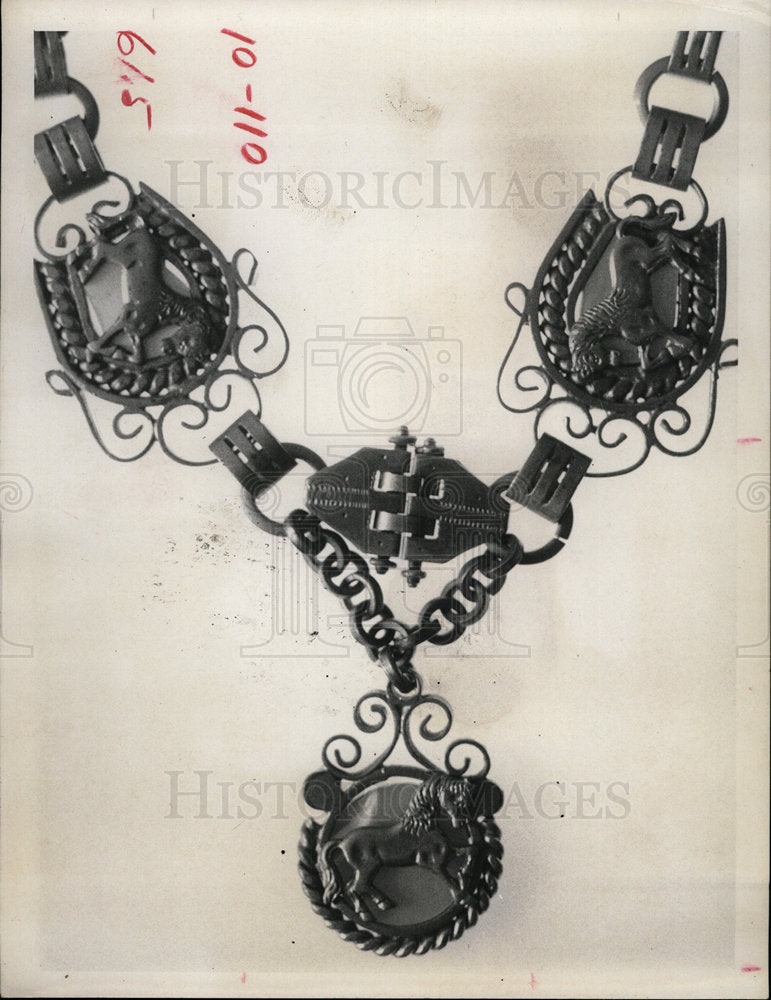 1968 Press Photo Mens' Necklaces and Medallions - Historic Images
