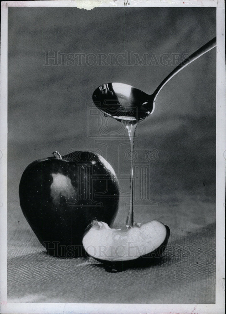 1983 Press Photo Rosh Hashanah - Historic Images