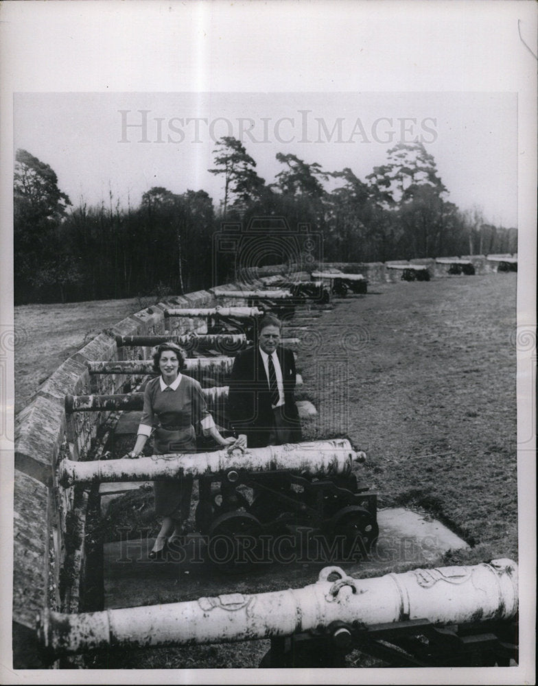 1956 Press Photo Gerald Lascelles Fort Belvedere Mich - Historic Images