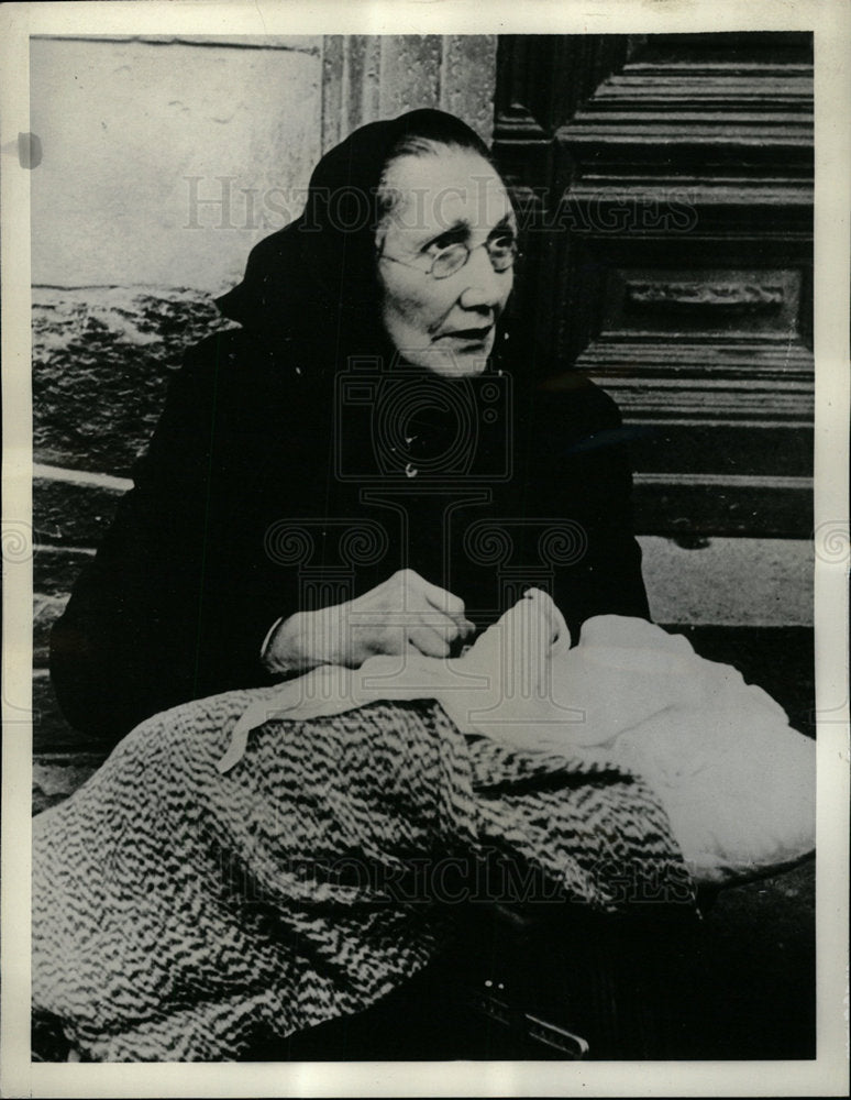 1938 Press Photo Chemnitz Sudeten German Grand Mother - Historic Images