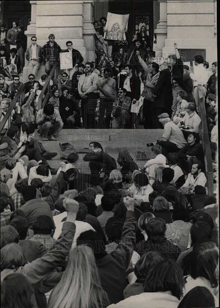 1969 Riots Demonstrators Vietnam Colorado - Historic Images