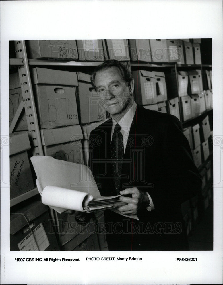 1997 Press Photo Richard Crenna Monty Brinton Cold Case - Historic Images