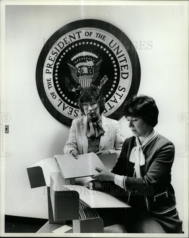 1982 Press Photo Gerald Ford Presidential Library - Historic Images