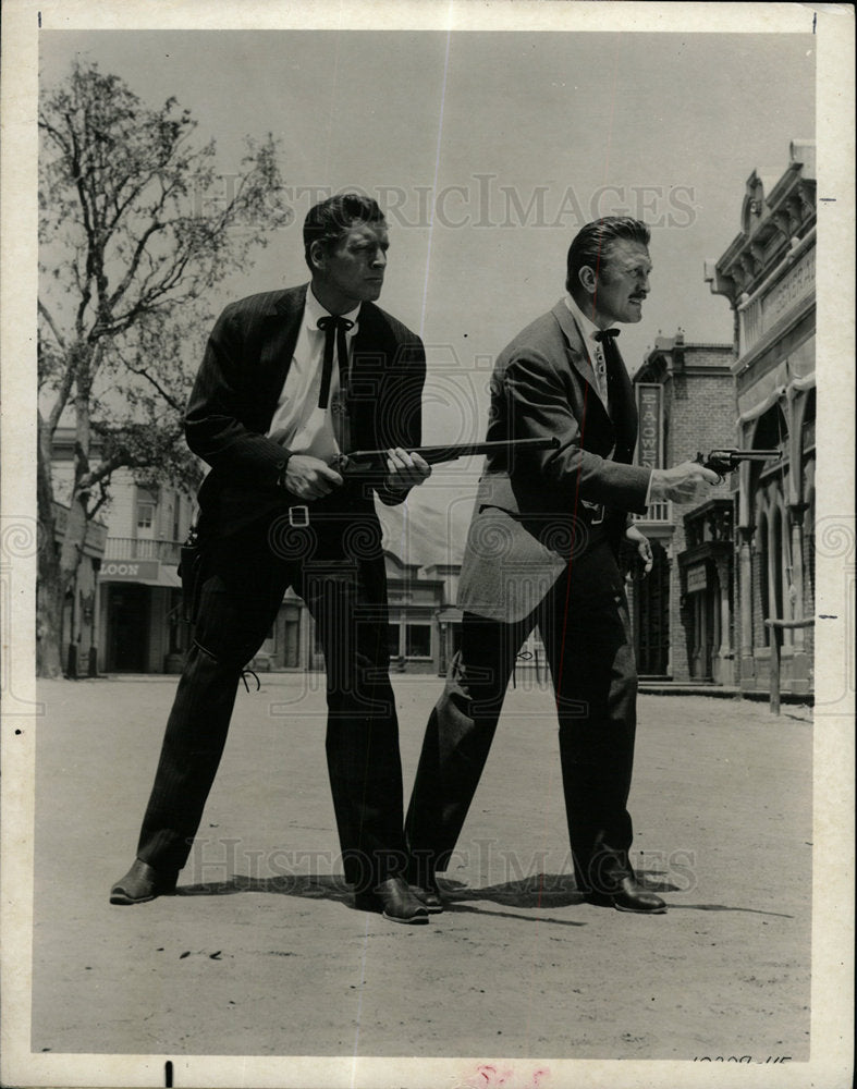 1965 Press Photo Burt Lancaster Kirk Douglas Oak NBC - Historic Images