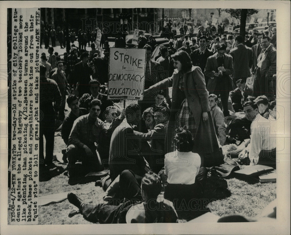 1949 Press Photo City Collage Students Two Day Strike - Historic Images