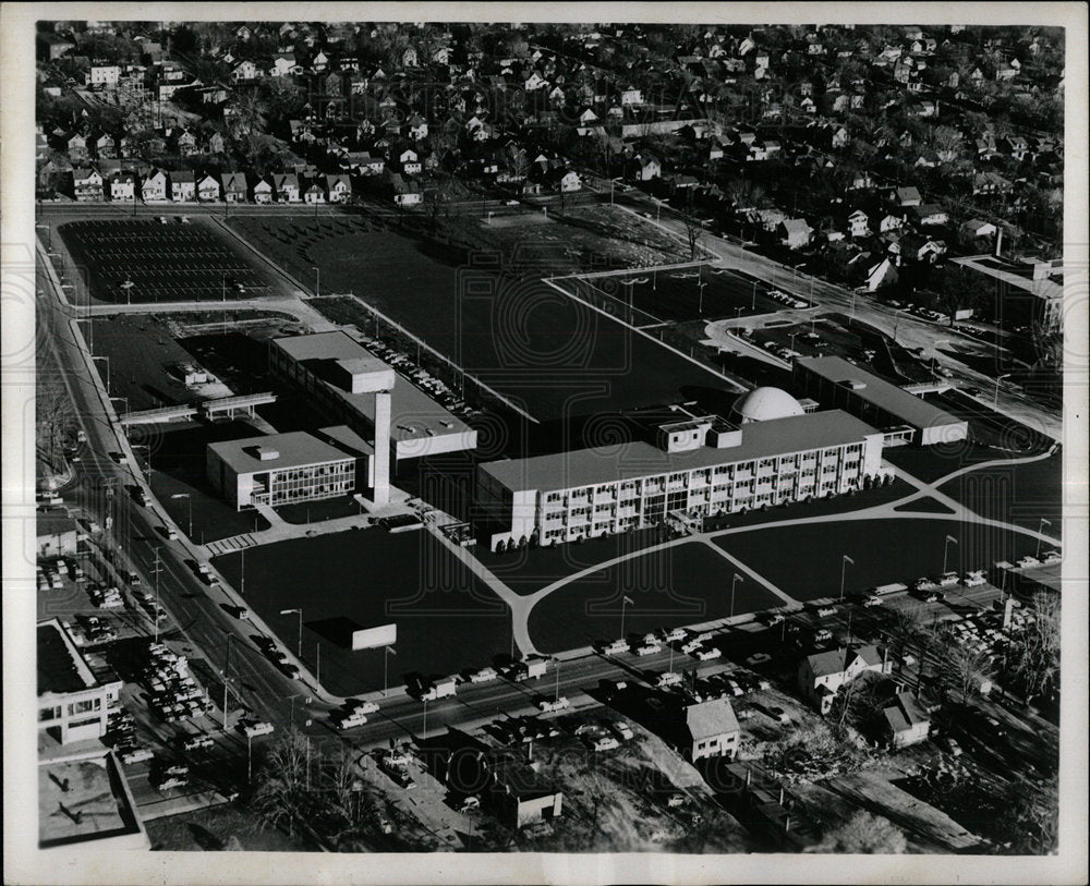 1995 Press Photo Flint Municipal Center Dollar Aerial - Historic Images