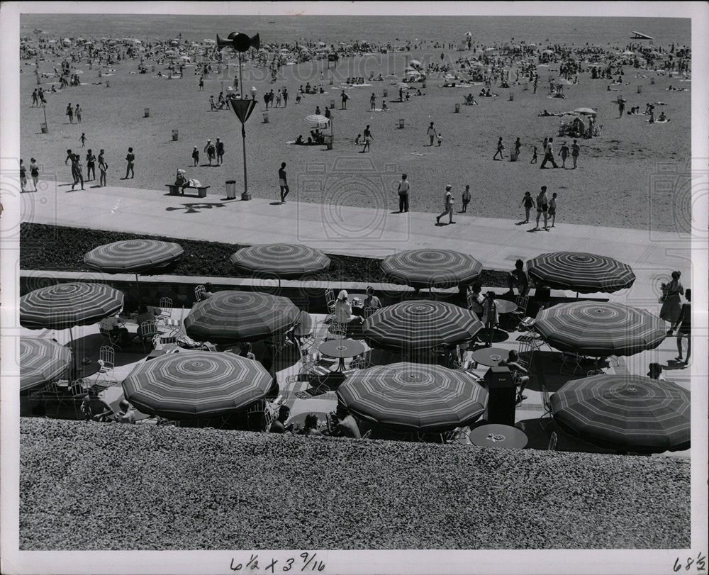 1958 Press Photo PARK METROPOLITAN BEACH MICHIGAN - Historic Images