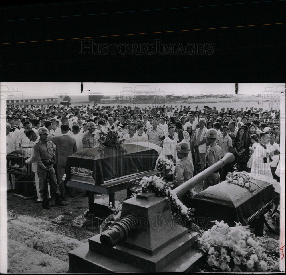 1957 Press Photo  Philippines President Roman Magsaysay - Historic Images