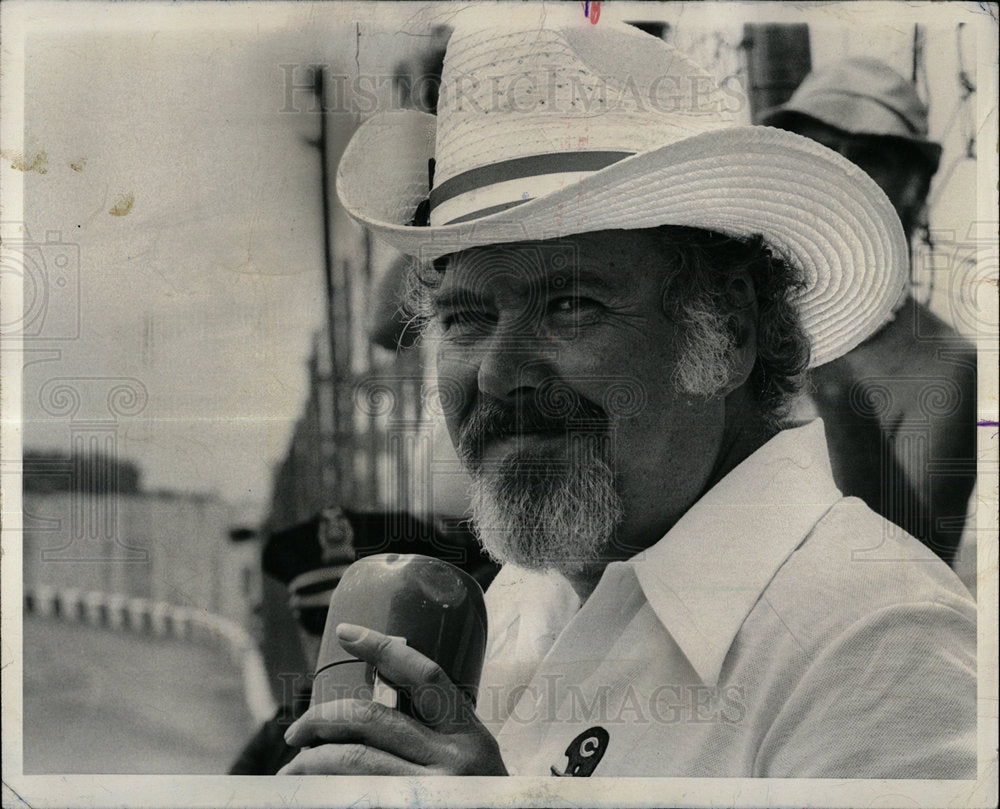 1974 Press Photo Robert Altman Director Screenwriter - Historic Images