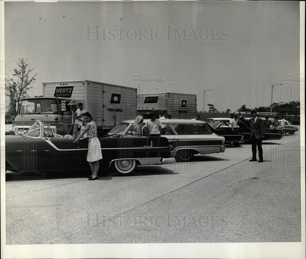 1964 Press Photo Truck ten car ready Mississippi Summer - Historic Images