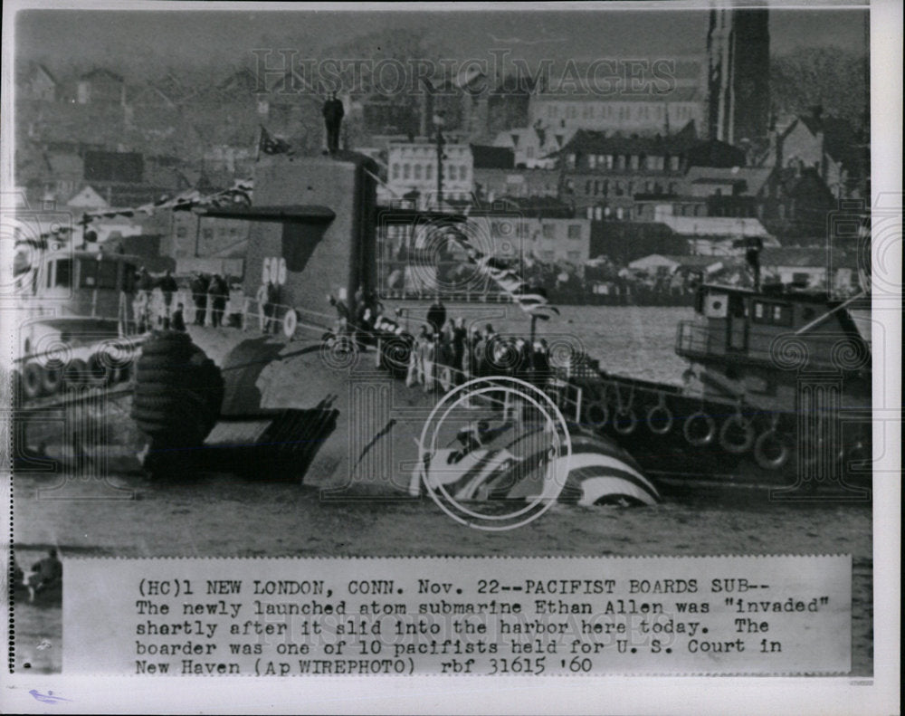 1960 Press Photo NAVY VESSEL ATOM SUBMARINE ETHAN ALLEN - Historic Images