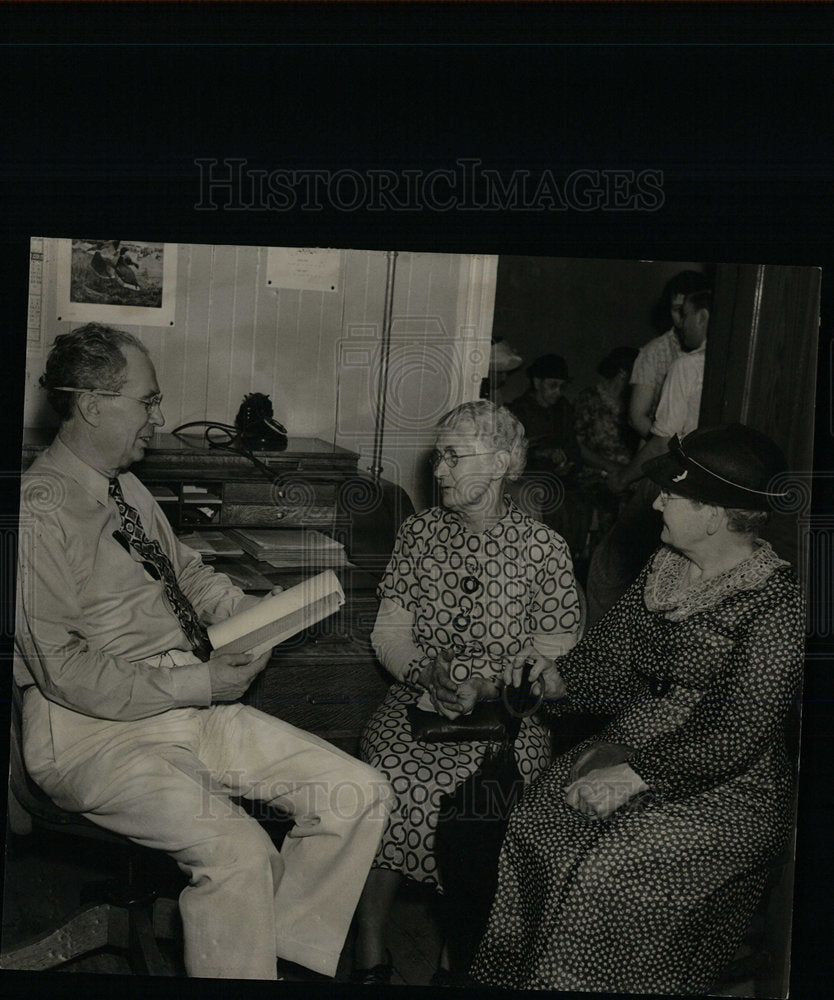 1937 Press Photo Old Pension Law Thursady Division Able - Historic Images