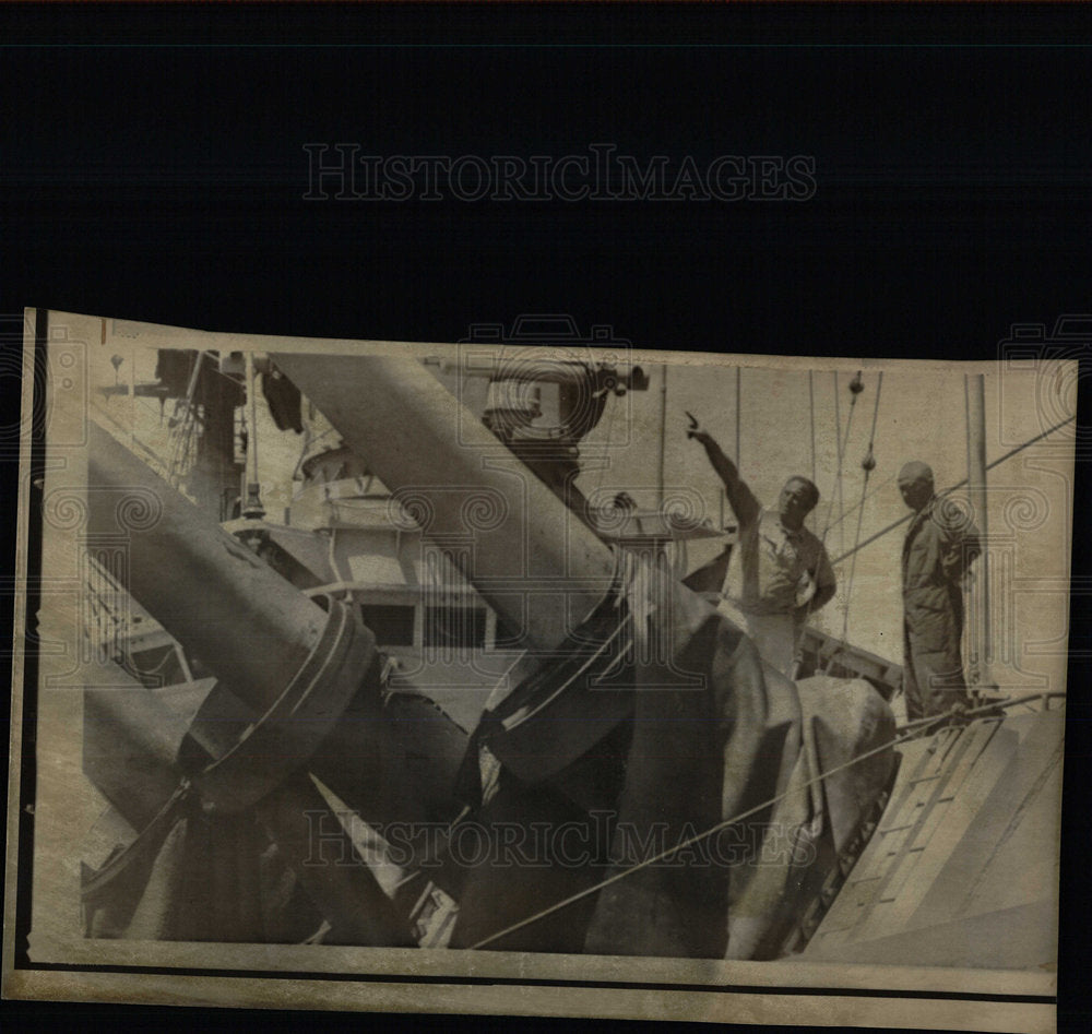 1972 Press Photo Subic Navy Base Damage Gun Turret USS - Historic Images