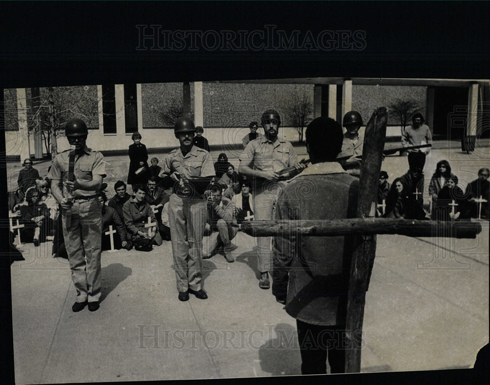 1969 Press Photo Michael Hawkins riots Denver strike - Historic Images