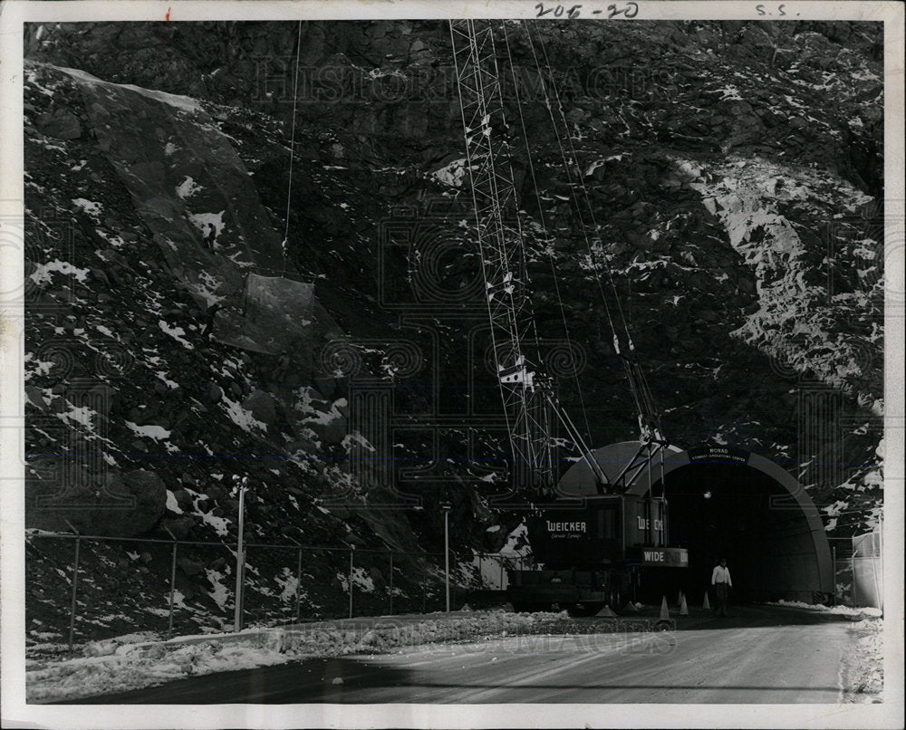 1970 Press Photo Cheyenne Mountain blanket Colorado - Historic Images