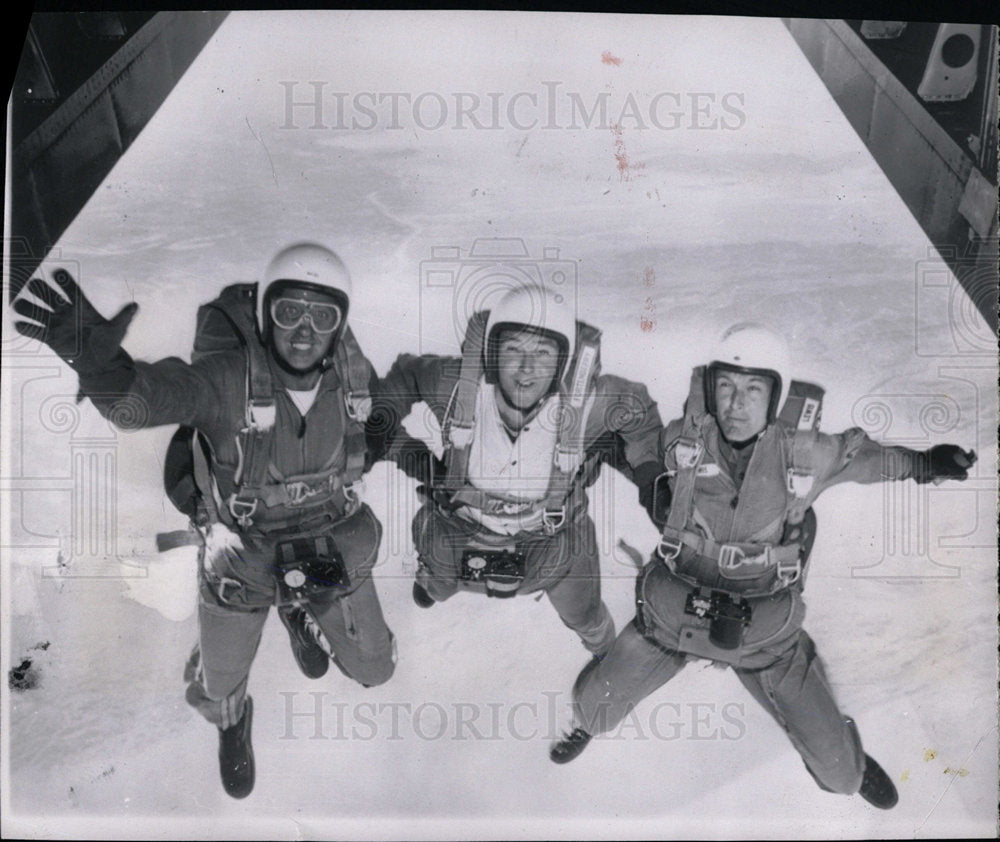 1962 Press Photo US Army Parachute Team - Historic Images