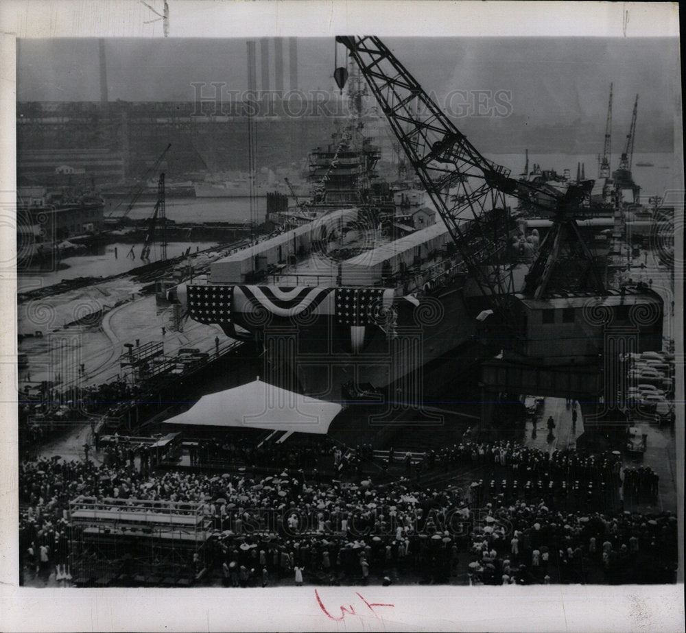 1955 Press Photo Navy Carrier USS Saratoga - Historic Images