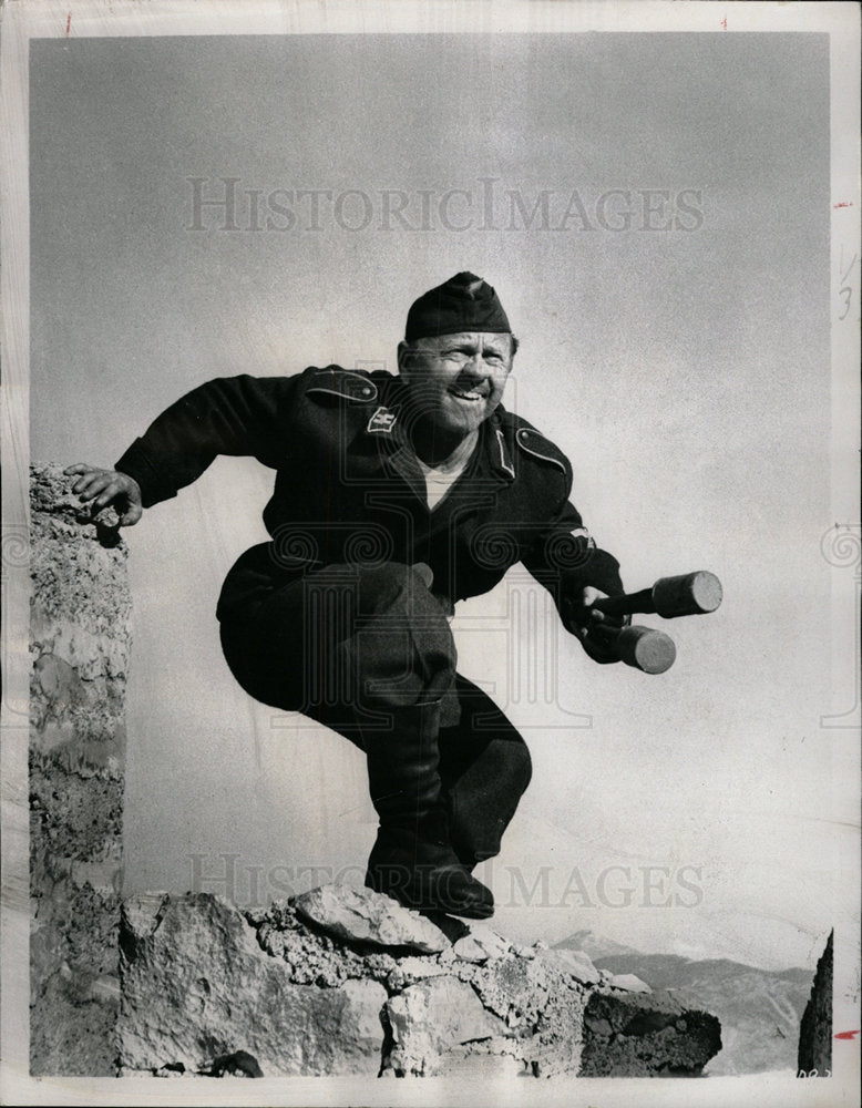 1968 Press Photo Mickey Rooney The Secret Invasion CBS - Historic Images