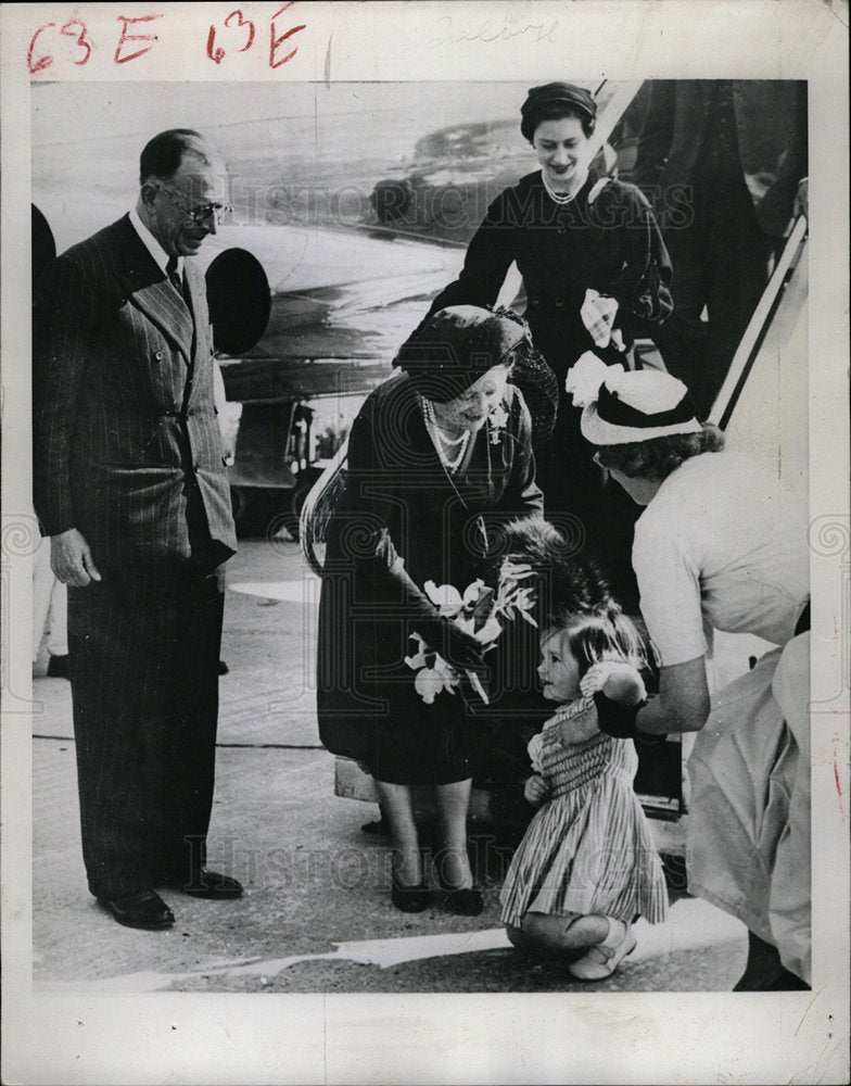 1952 Press Photo Queen Elizabeth And Princess Margaret - Historic Images