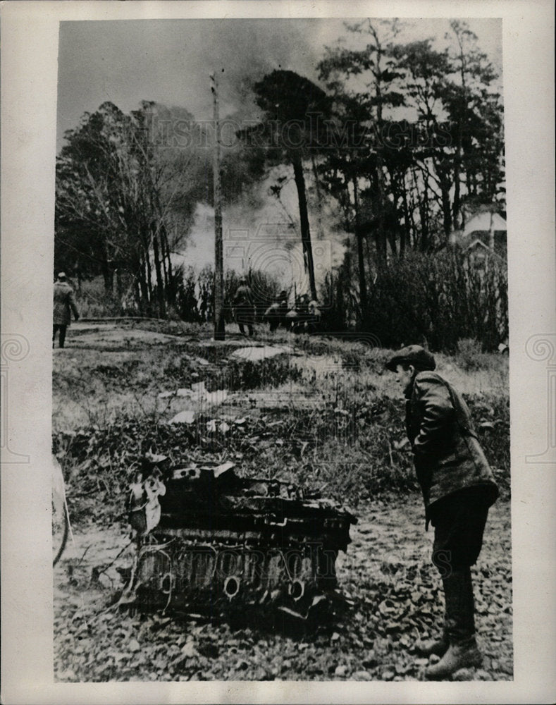 1939 Press Photo Russian Plane Shot Down in Finland - Historic Images