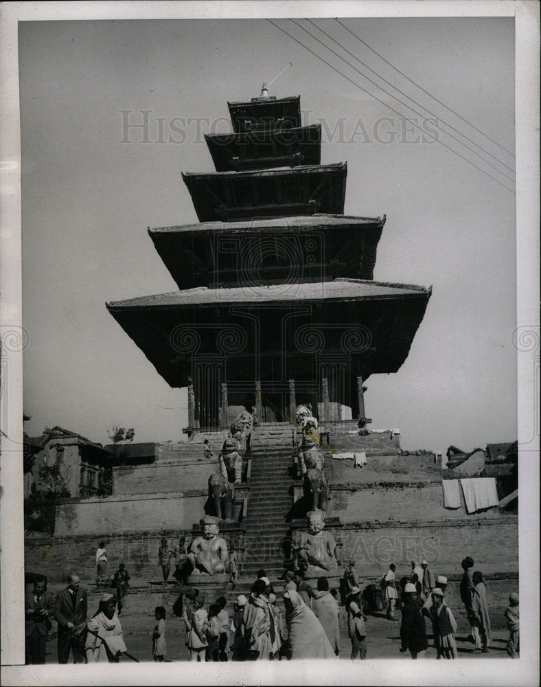 1948 Press Photo Bhathaon&#39;s Temple of Five Stages - Historic Images