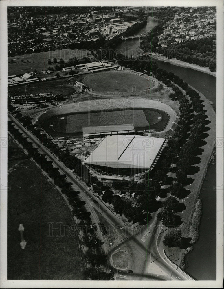 Press Photo Australian Island Covered With Businesses - Historic Images