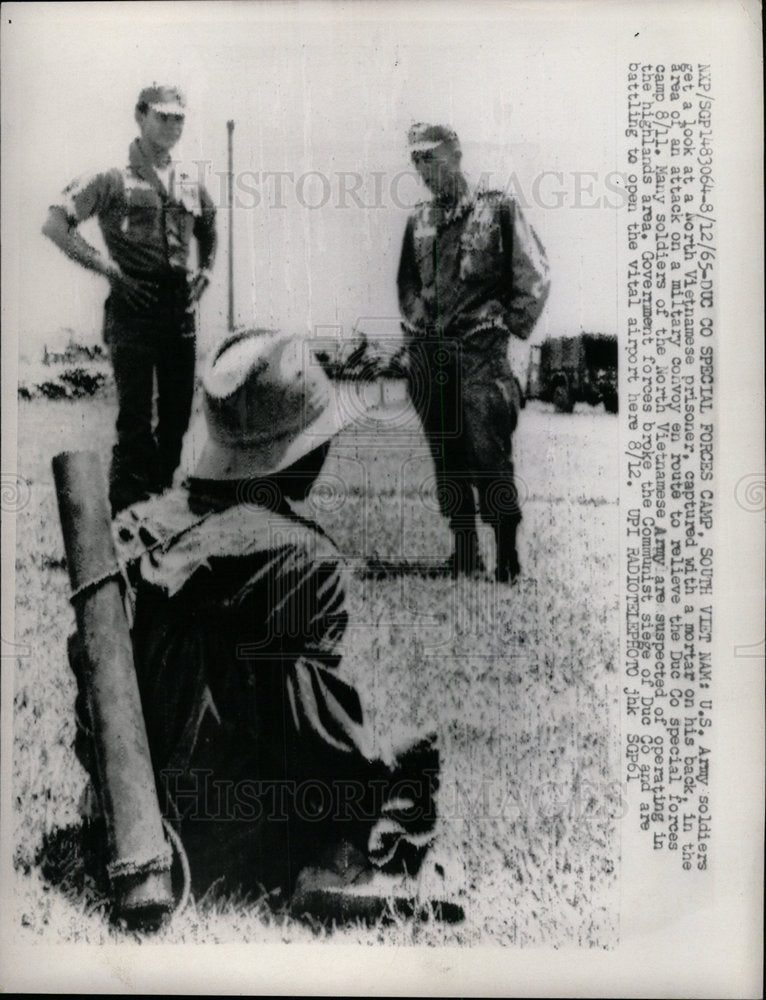 1965 Press Photo US War Prisons In Vietnam War - Historic Images