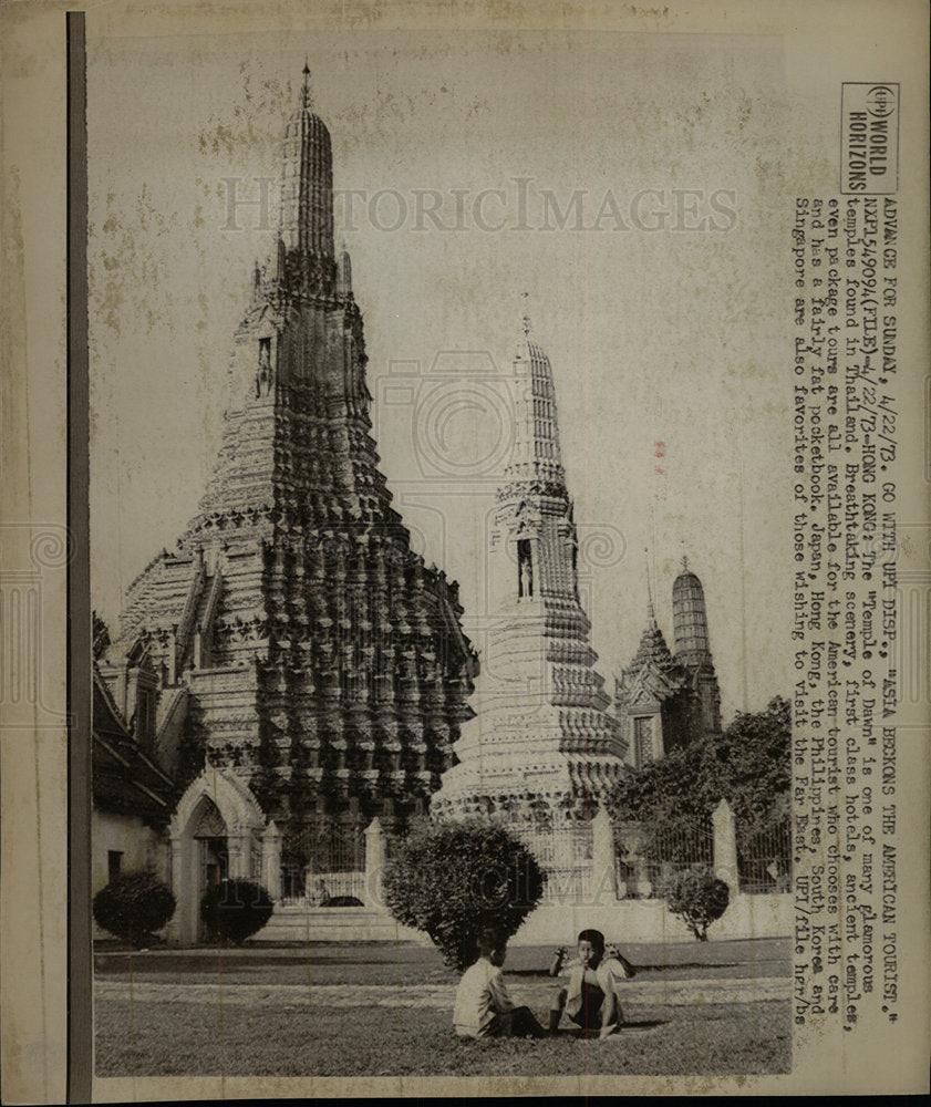 1973 Press Photo Temple Dawn Thailand - Historic Images