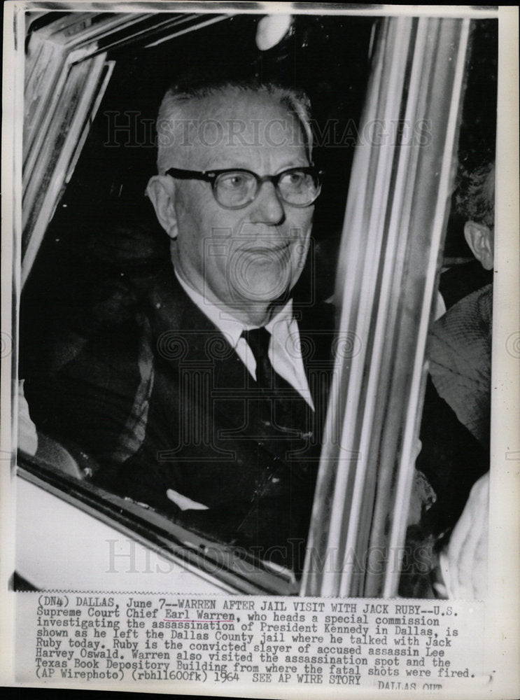 1964 Press Photo U.S. Supreme Court Chief Earl Warren - Historic Images