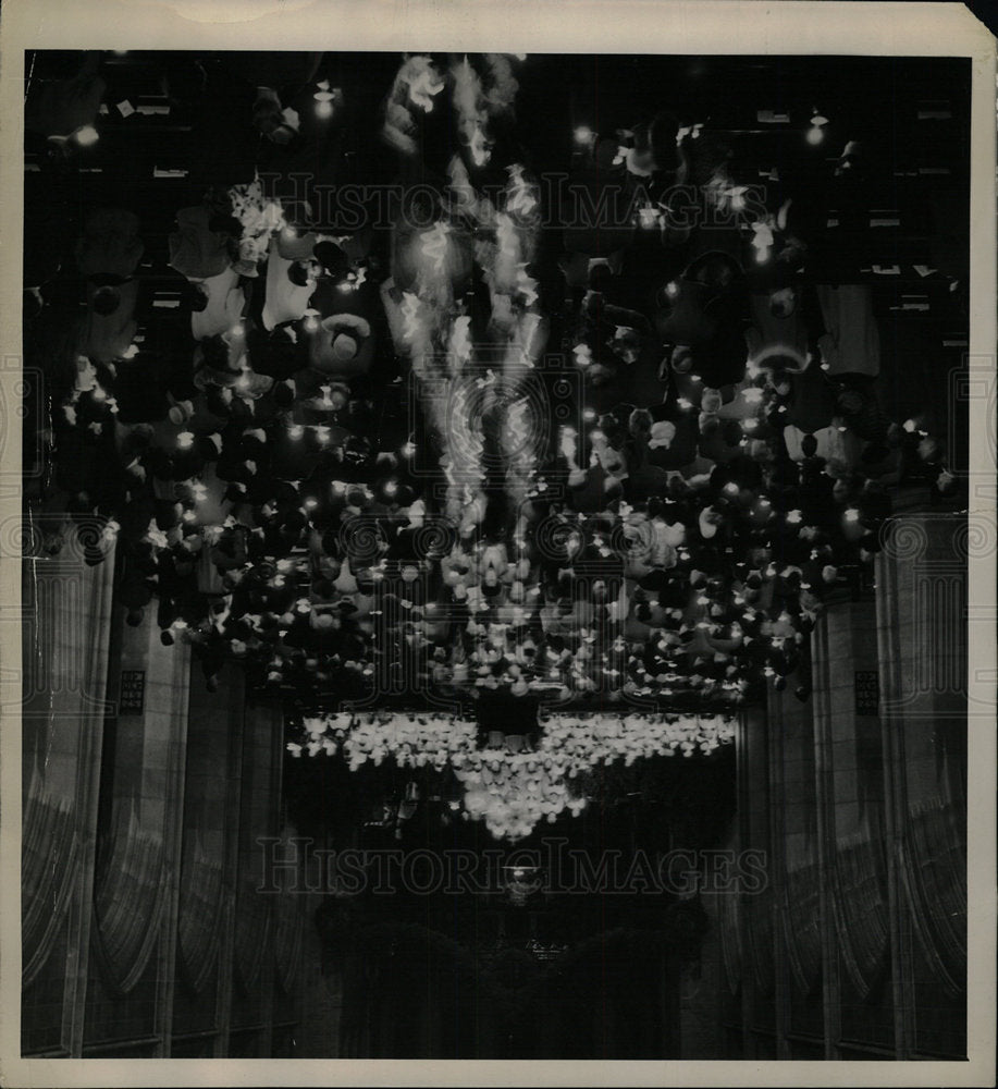 1948 Press Photo Feast of Light at St.Johns Cathedral - Historic Images